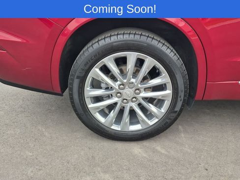 Used 2024 Cadillac XT6 Premium Luxury w/ LPO, Floor Liner Package AWD/4WD image 13