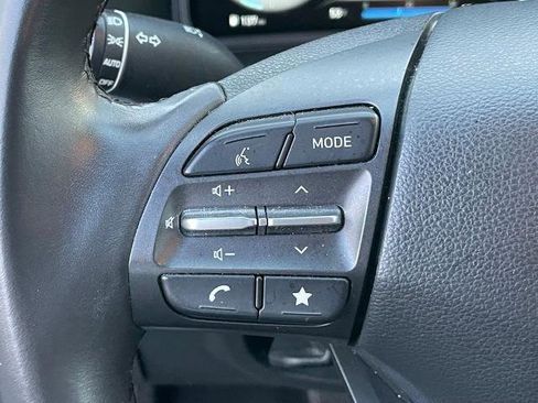 Used 2022 Hyundai Kona Limited w/ Cargo Package image 15