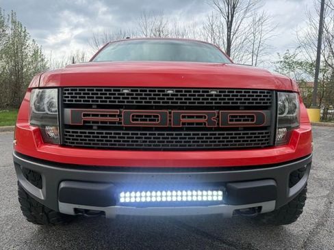 Used 2010 Ford F150 Raptor image 6