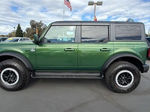 New 2025 Ford Bronco Outer Banks w/ Sasquatch Package image 7