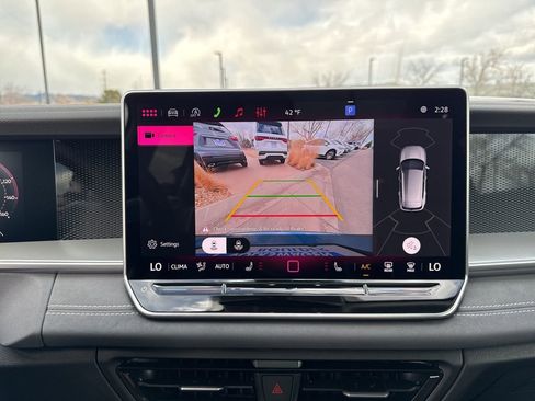 New 2026 Volkswagen Tiguan SE image 20