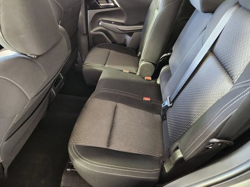 Used 2022 Mitsubishi Outlander ES AWD/4WD image 14