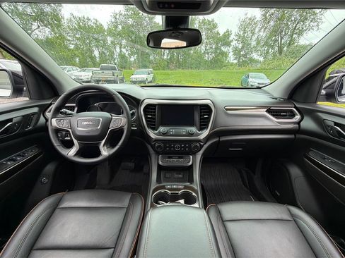 Used 2023 GMC Acadia AT4 w/ Technology Package AWD/4WD image 33