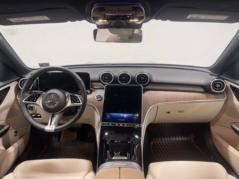 Used 2025 Mercedes-Benz C 300 4MATIC Sedan image 30