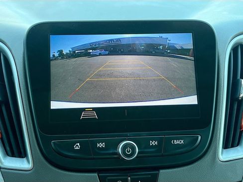 Used 2020 Chevrolet Malibu LS w/ Driver Confidence Package II FWD image 13