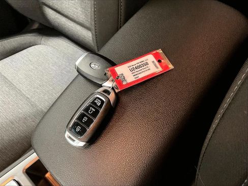 Used 2023 Hyundai Kona SE w/ Cargo Package FWD image 29