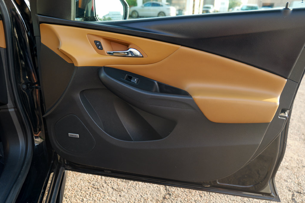 Used 2018 Chevrolet Volt Premier w/ Driver Confidence Package FWD image 35