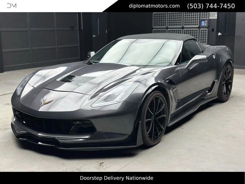 Used 2017 Chevrolet Corvette Z06 image 2