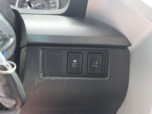 Used 2015 Toyota Tundra SR5 w/ TRD Off Road Package image 22