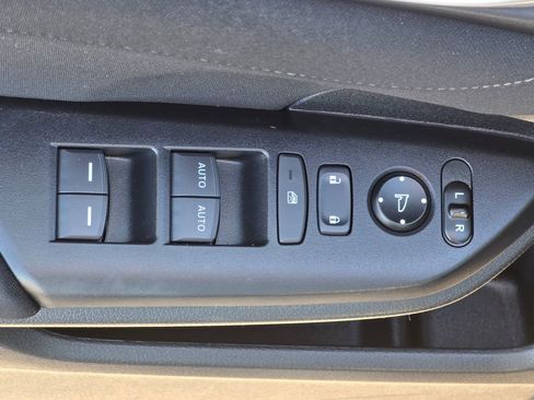 Used 2019 Honda Civic EX image 14