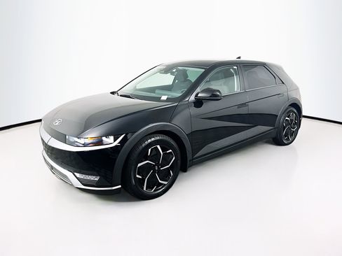 Used 2024 Hyundai Ioniq 5 SEL image 3