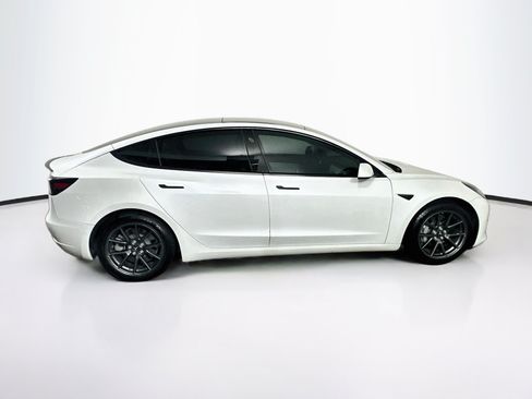 Used 2021 Tesla Model 3 Standard Range Plus RWD image 10
