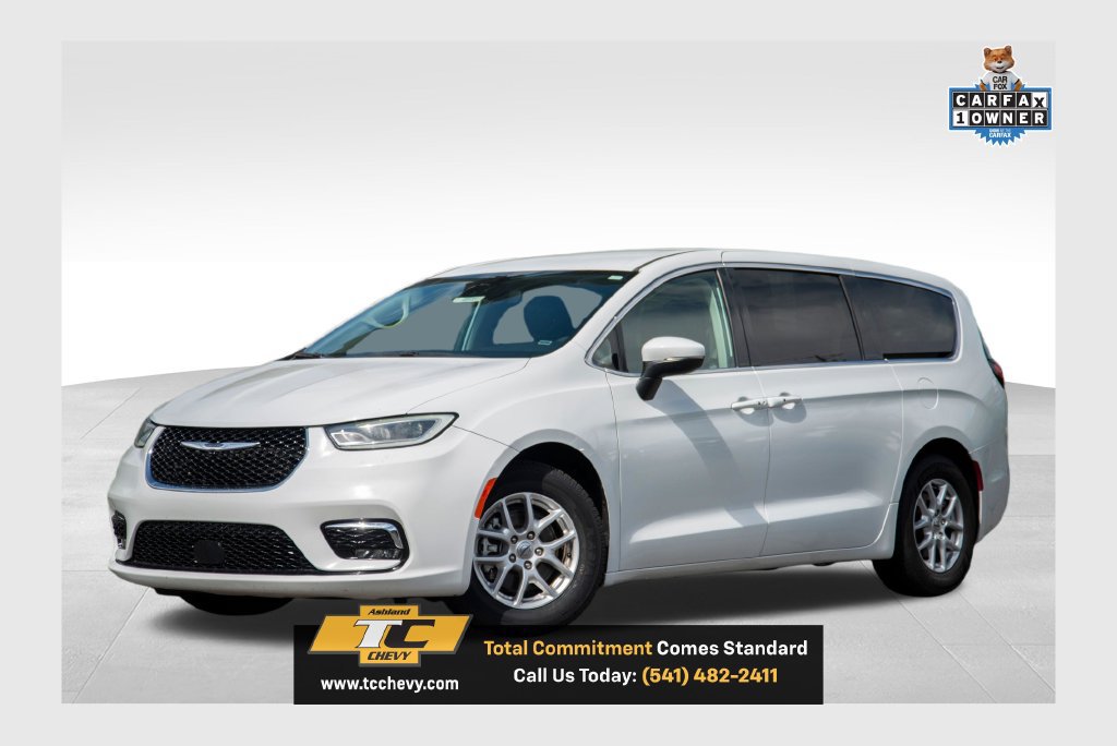 Used 2023 Chrysler Pacifica Touring-L FWD 360° Tour
