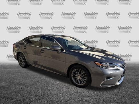 Used 2018 Lexus ES 350 image 2