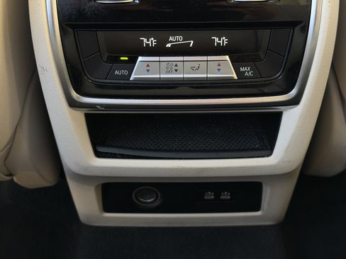 Used 2020 BMW X7 xDrive40i w/ Premium Package image 38