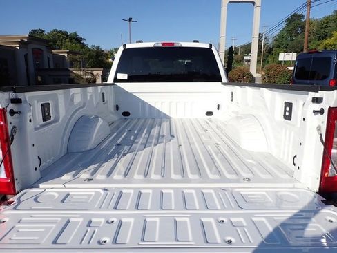 New 2026 Ford F350 XLT w/ FX4 Off-Road Package image 5