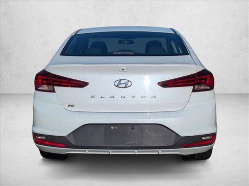 Used 2019 Hyundai Elantra SE w/ Cargo Package FWD image 6