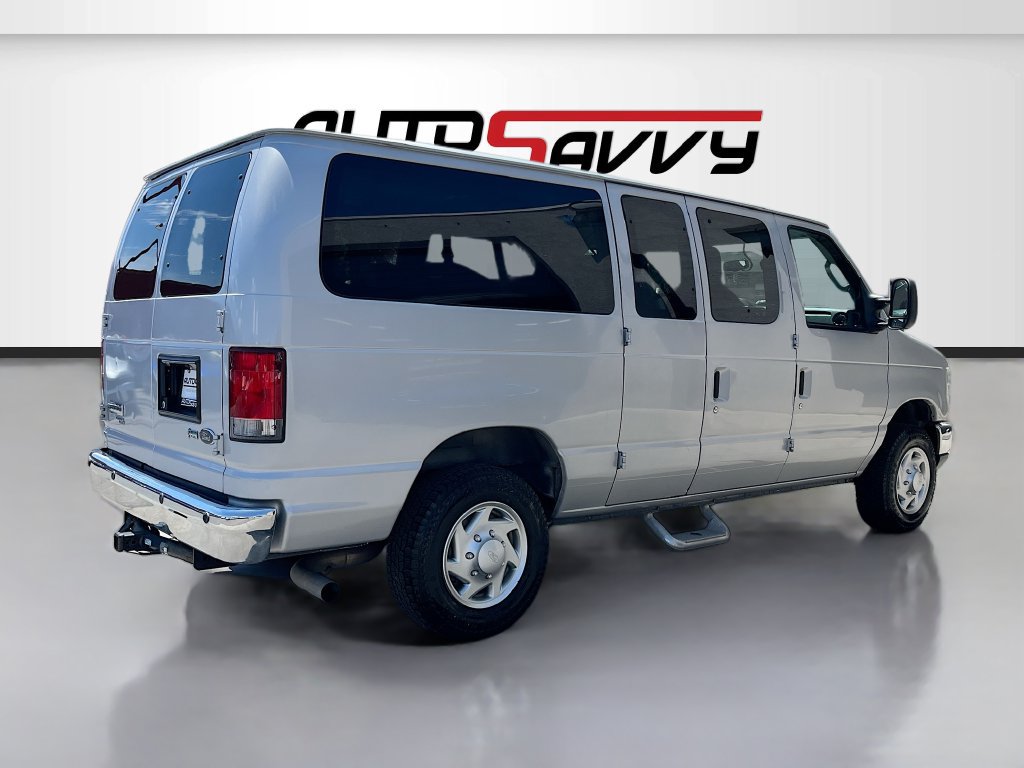 Used 2014 Ford E-350 and Econoline 350 XLT RWD image 7