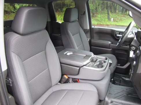 Used 2021 Chevrolet Silverado 1500 Custom AWD/4WD image 33