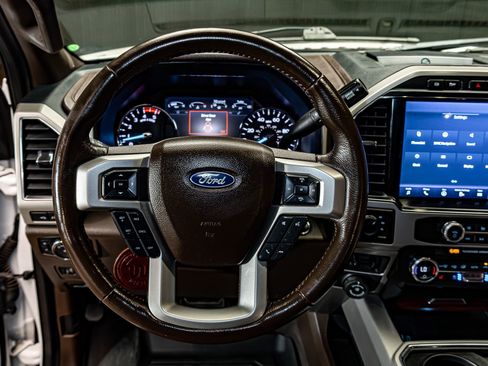 Used 2022 Ford F250 King Ranch w/ King Ranch Ultimate Package image 18