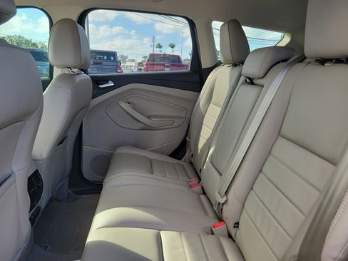 Used 2015 Ford Escape Titanium image 14