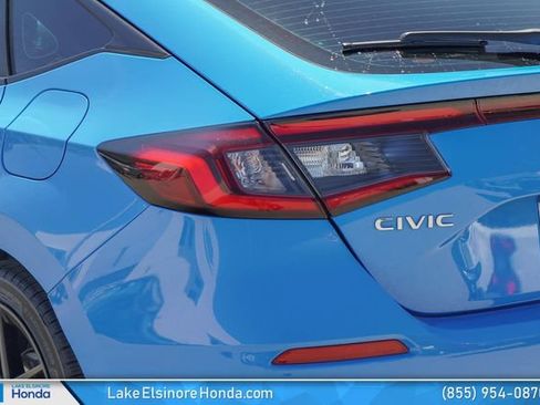 Used 2022 Honda Civic Sport image 12