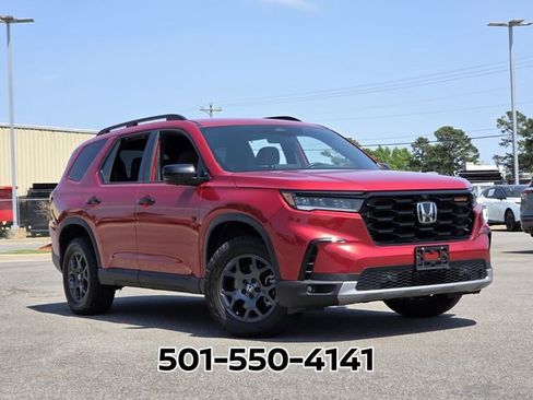 Used 2025 Honda Pilot TrailSport image 24