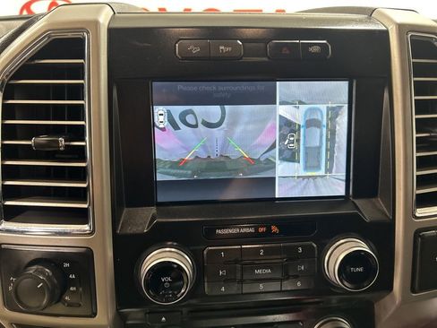 Used 2016 Ford F150 Lariat w/ Equipment Group 502A Luxury image 27