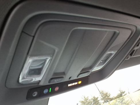 Used 2022 GMC Sierra 2500 SLE w/ SLE Convenience Package image 29