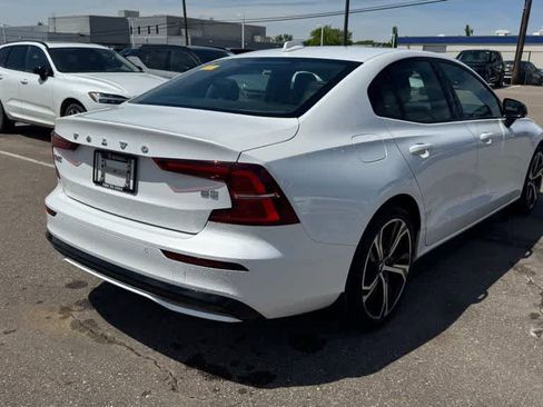 Used 2024 Volvo S60 B5 Core w/ Climate Package FWD image 5