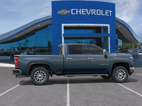 New 2026 Chevrolet Silverado 2500 LTZ w/ LTZ Premium Package AWD/4WD image 31