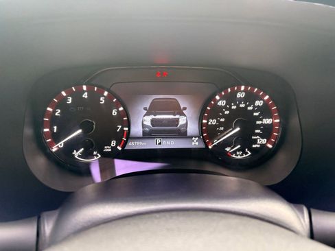 Used 2022 Nissan Frontier PRO-4X w/ Pro-4X Premium Package image 18