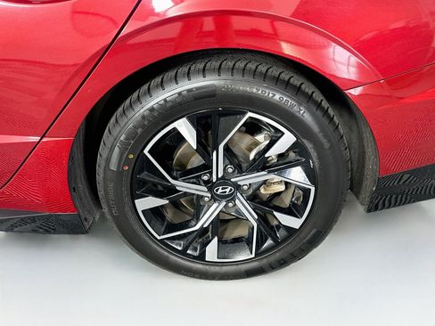 Used 2025 Hyundai Sonata SEL FWD image 11