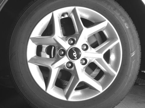 Used 2025 Kia Soul LX w/ LX Technology Package FWD image 19