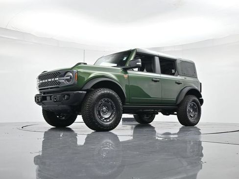 Used 2025 Ford Bronco Badlands AWD/4WD image 37