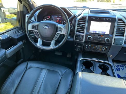 Used 2020 Ford F250 Platinum w/ FX4 Off-Road Package image 18