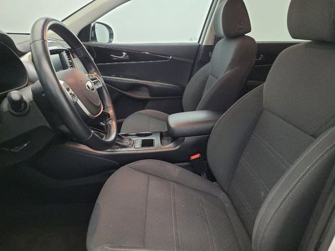 Used 2020 Kia Sorento LX w/ LX I4 Convenience Package image 17