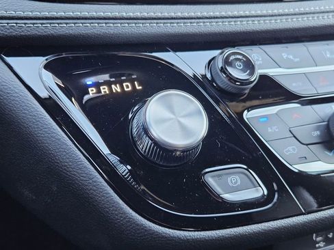 New 2026 Chrysler Pacifica Select image 20