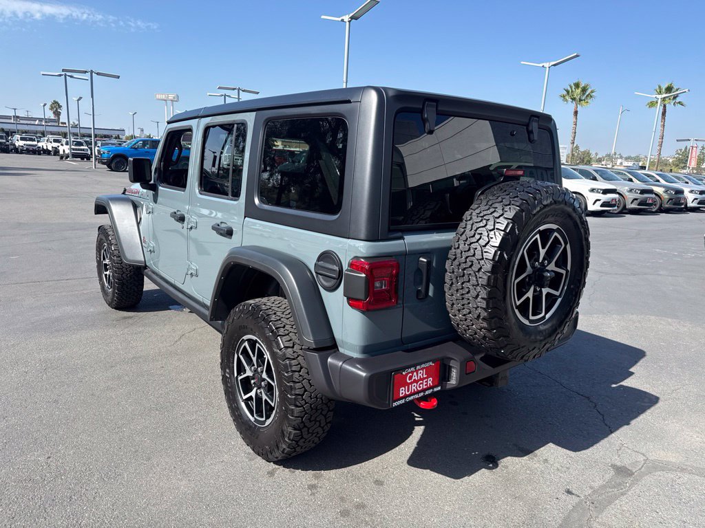 Certified 2025 Jeep Wrangler Unlimited Rubicon w/ Convenience Group AWD/4WD image 5