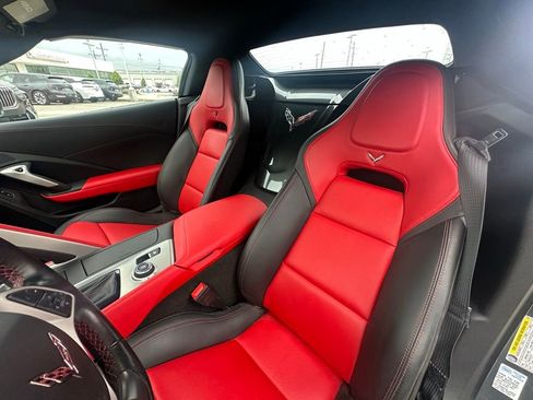 Used 2018 Chevrolet Corvette Stingray Convertible w/ 2LT Preferred Equipment Group image 9