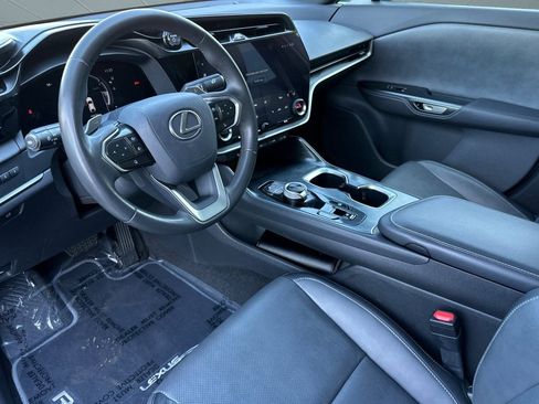 Certified 2023 Lexus RZ 450e Premium image 4