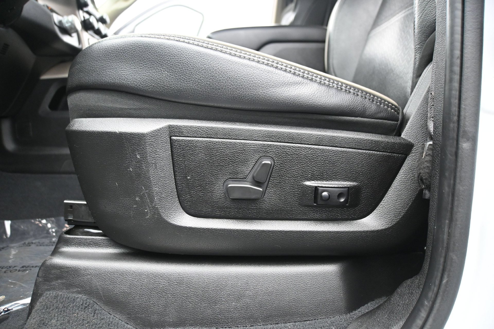 Used 2022 RAM 2500 Laramie AWD/4WD image 17