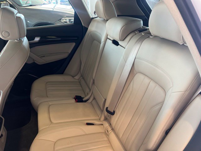 Used 2018 Audi Q5 2.0T Premium Plus w/ Premium Plus Package AWD/4WD image 5