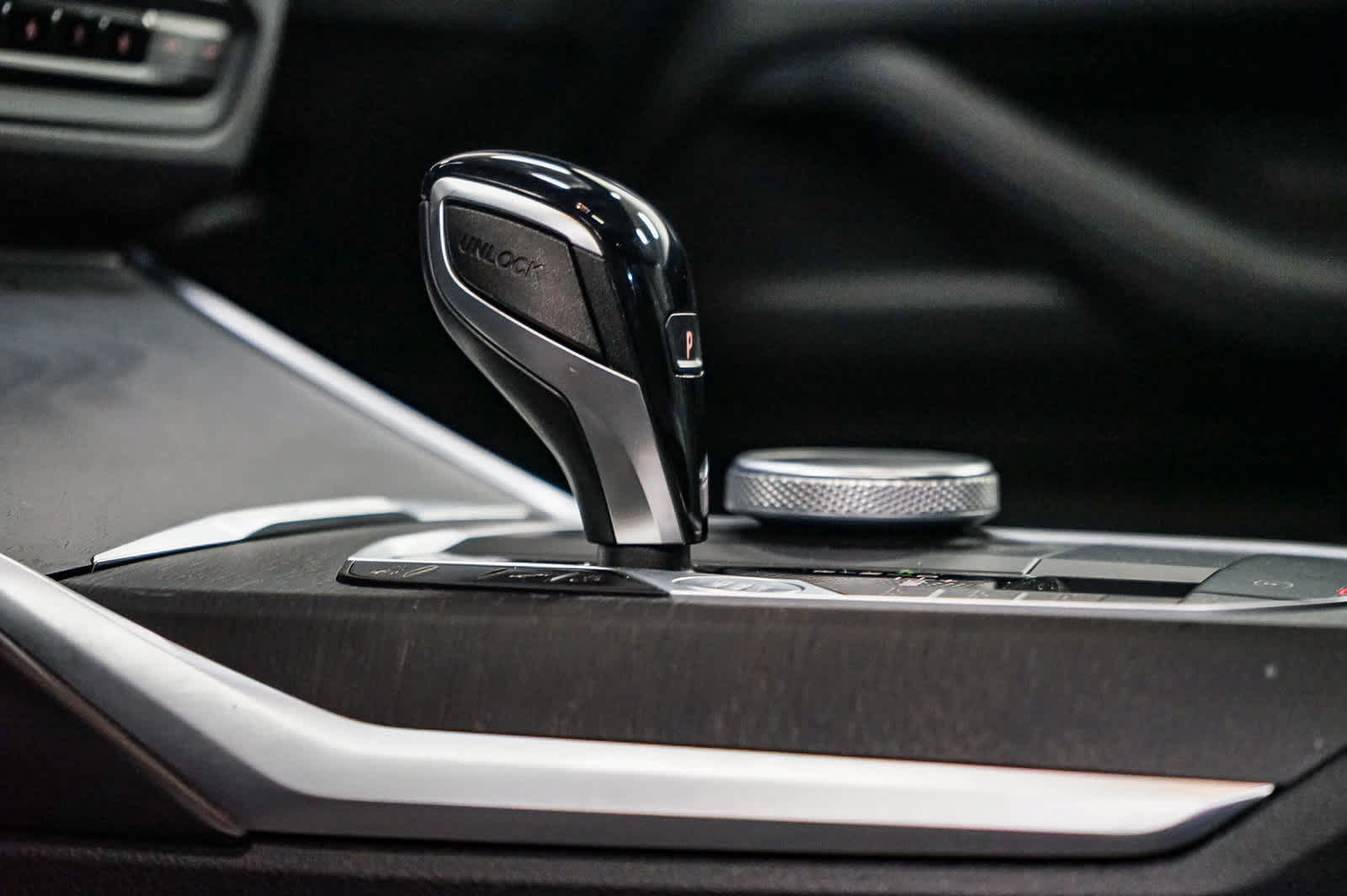 Used 2023 BMW 430i Coupe w/ Convenience Package RWD image 19