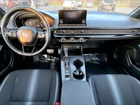 Certified 2025 Honda Civic Sport image 16