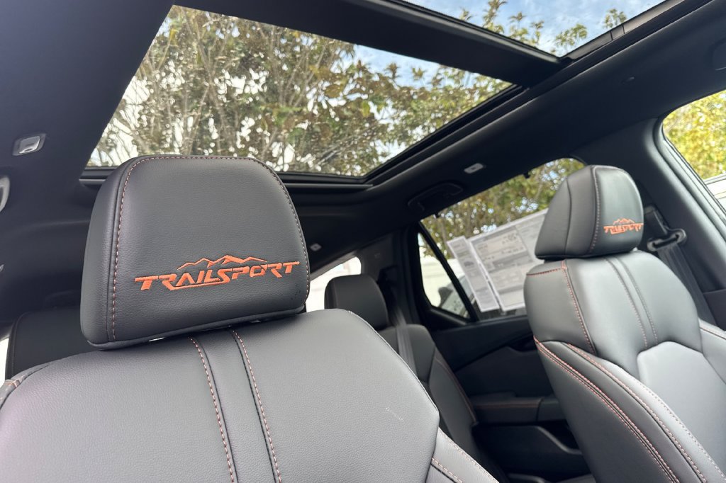 New 2026 Honda Pilot TrailSport image 17