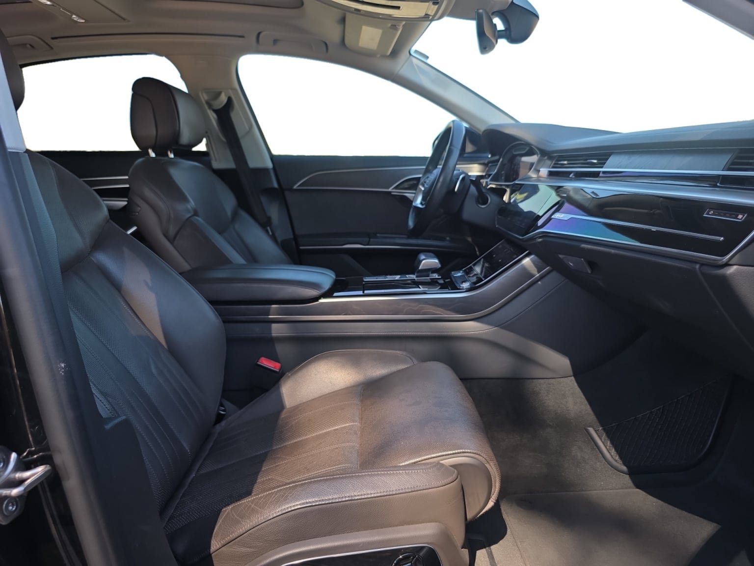 Used 2019 Audi A8 L 3.0T w/ Executive Package AWD/4WD image 17