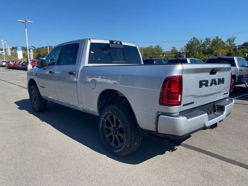 New 2026 RAM 2500 Big Horn AWD/4WD image 5