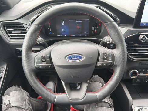Used 2024 Ford Escape ST-Line AWD/4WD image 13