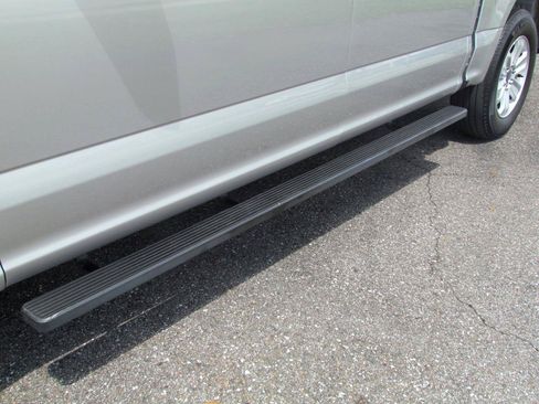 Used 2018 Ford F150 XLT RWD image 16